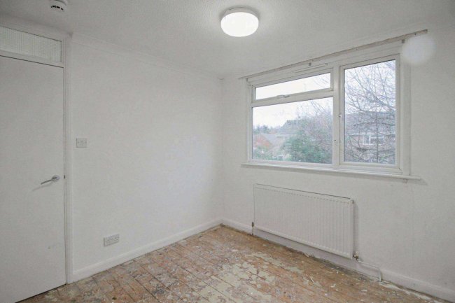 202 Maltings Lane, Witham, Essex, CM8 1JN 25