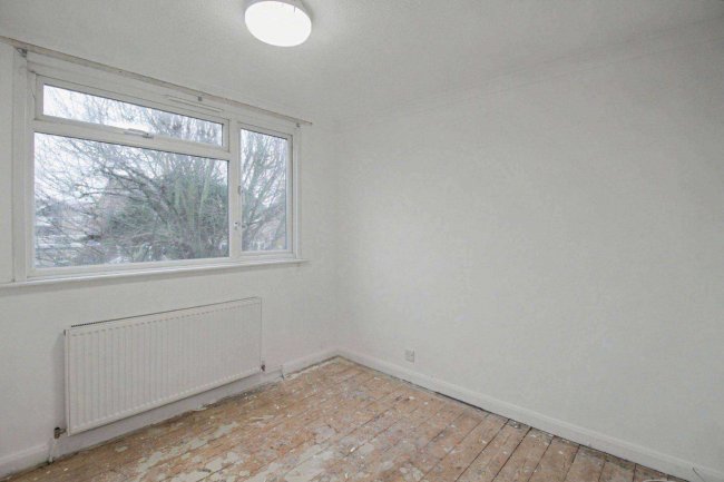 202 Maltings Lane, Witham, Essex, CM8 1JN 25