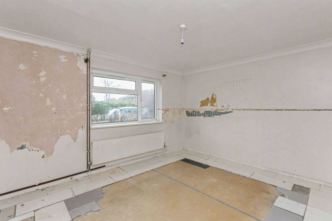 25 Darrington Close, Eaton Socon, St. Neots, Cambridgeshire PE19 8BG 46