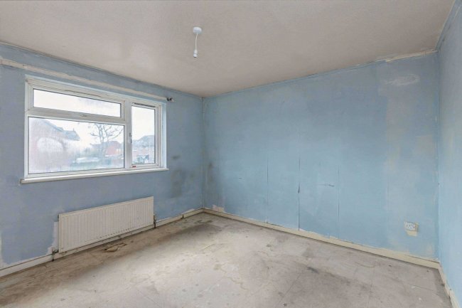 25 Darrington Close, Eaton Socon, St. Neots, Cambridgeshire PE19 8BG 46