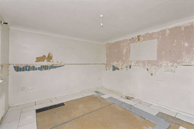 25 Darrington Close, Eaton Socon, St. Neots, Cambridgeshire PE19 8BG 46