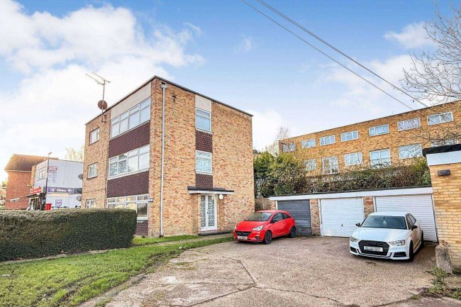 Ground Floor Flat, 1 Charles Court, Forest Hills Drive, Southampton, SO18 2FY 34