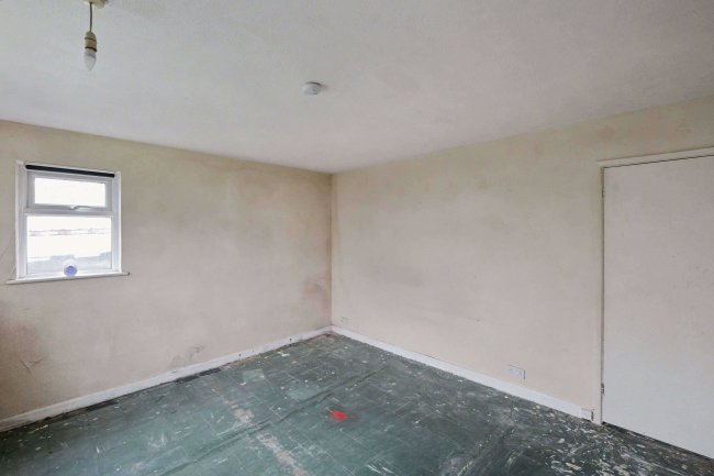 Ground Floor Flat, 1 Charles Court, Forest Hills Drive, Southampton, SO18 2FY 34