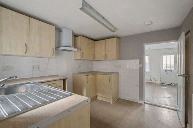 50 The Rocks Road, East Malling, West Malling, Kent ME19 6AU 5