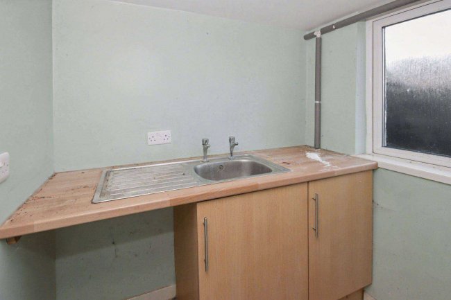 3 White Heart Cottages, English Drove, Thorney, Peterborough  PE6 0TL 4