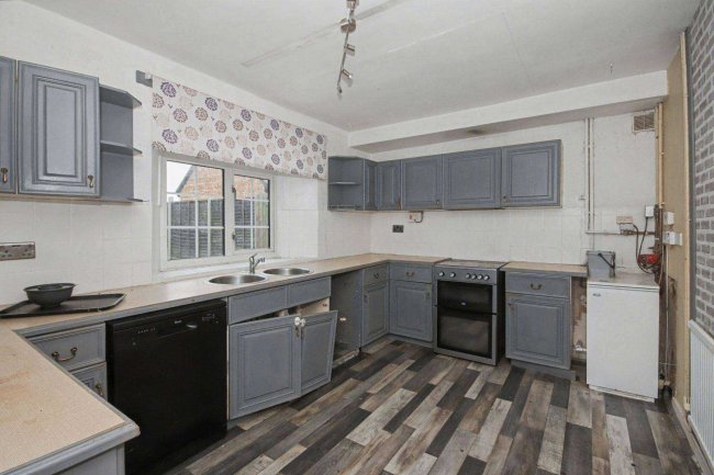 Fletchers Farmhouse, Thorney Road, Newborough, Cambridgeshire PE6 7RW 1