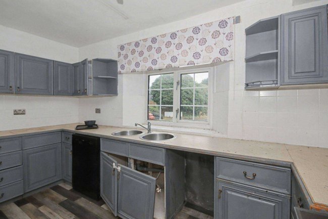 Fletchers Farmhouse, Thorney Road, Newborough, Cambridgeshire PE6 7RW 1