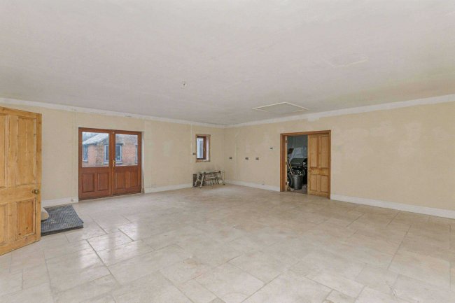 Temple Cottage, Rushden Road, Sharnbrook, Bedfordshire MK44 1ND 6