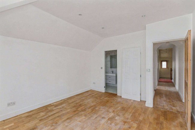 Temple Cottage, Rushden Road, Sharnbrook, Bedfordshire MK44 1ND 6