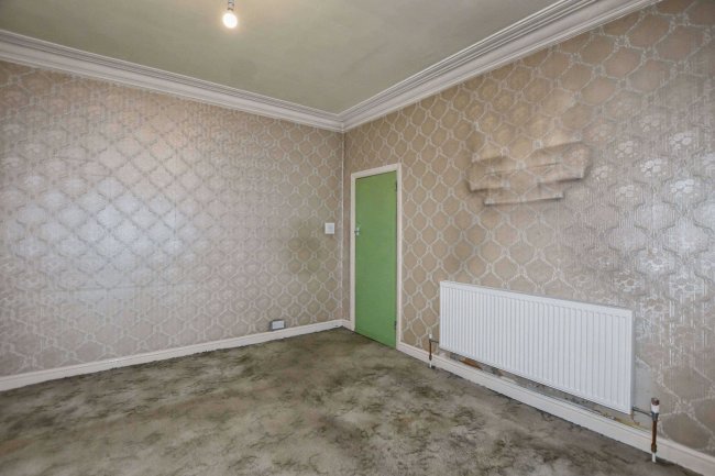 2 Dobell Road, Eltham, London SE9 1HE 2