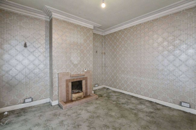 2 Dobell Road, Eltham, London SE9 1HE 2