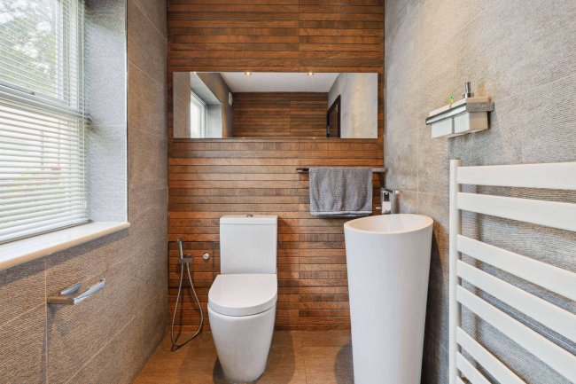 Svetlanas, St. Anns Hill Road, Chertsey, Surrey, KT16 9NN 67