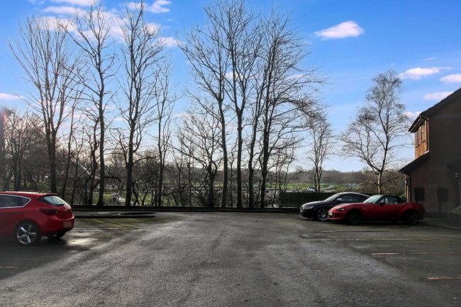 16 Bellingham Grove, Hanley, Stoke-on-Trent, Staffordshire, ST1 6UX 7