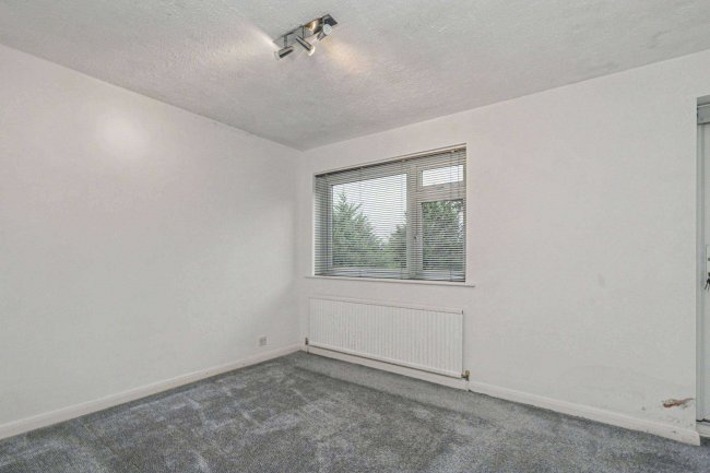 9 Coniston Court, Hanger Hill, Weybridge, KT13 9YR 77