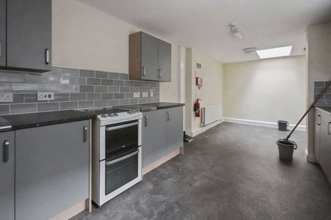 7 Laburnum Road, Kensington, Liverpool, L7 0HT 75