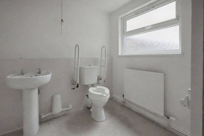 7 Laburnum Road, Kensington, Liverpool, L7 0HT 75