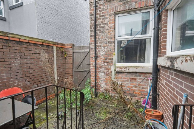 7 Laburnum Road, Kensington, Liverpool, L7 0HT 75