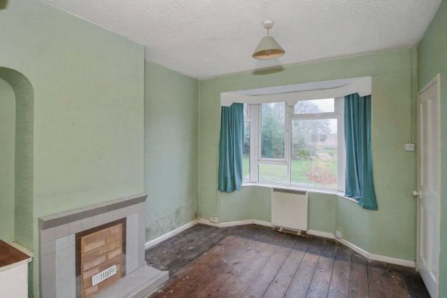 2 The Crescent, Pewsey, Wiltshire, SN9 5DP 31