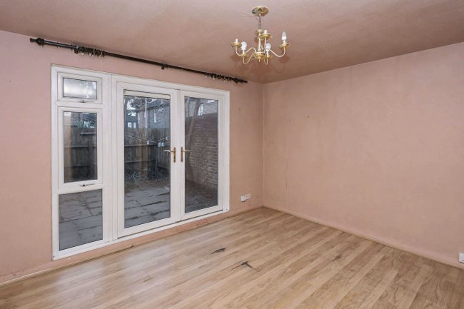 6 Keilder Close, Hillingdon, Uxbridge, UB10 0EU 1