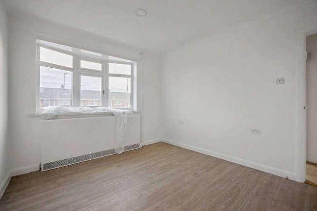 86 Long Catlis Road, Gillingham, Kent, ME8 9TA 70