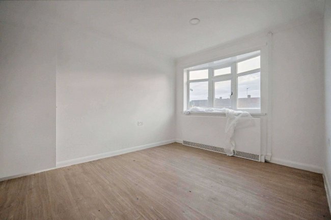 86 Long Catlis Road, Gillingham, Kent, ME8 9TA 70