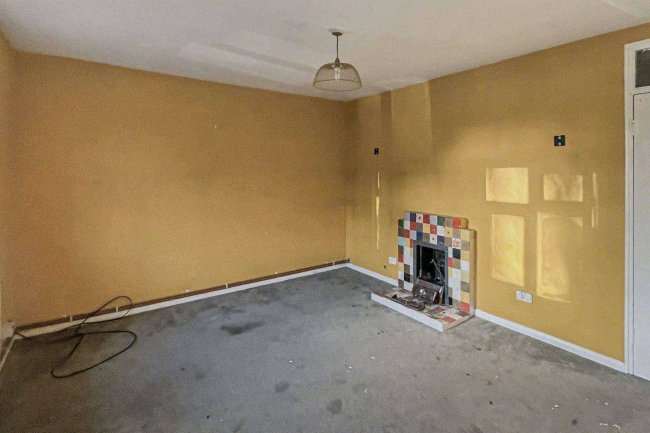 7 John Newton Court, Welling DA16 2AQ 40