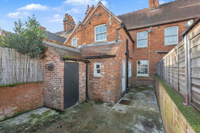 11 Victoria Road, Abingdon, Oxford, OX14 1DN 8