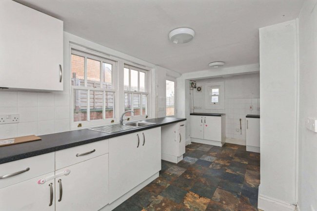 11 Victoria Road, Abingdon, Oxford, OX14 1DN 8