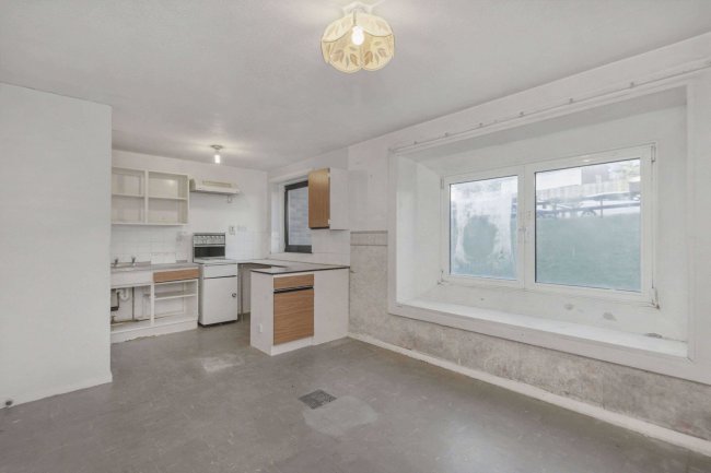 25 Carrick Point, Falmouth Road Leicester LE5 4WN 2