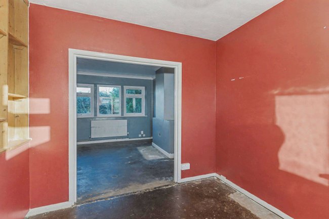 10 Gloucester Crescent, Rushden, NN10 0BG 5