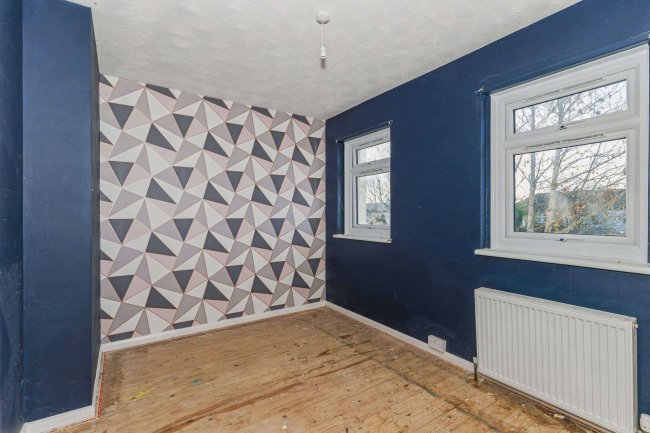 10 Gloucester Crescent, Rushden, NN10 0BG 5