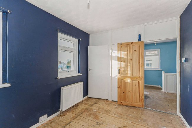 10 Gloucester Crescent, Rushden, NN10 0BG 5