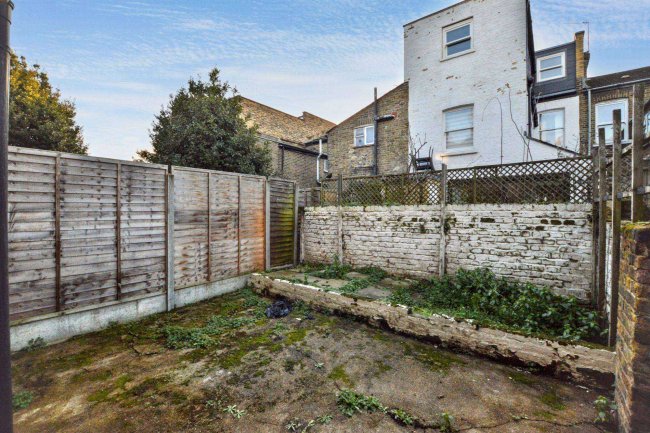 Flat A and B, 26 Stanmer Street, Battersea, London SW11 3EG 73