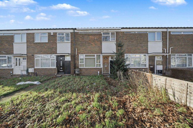 320 Spackmans Way, Slough, SL1 2SD 98