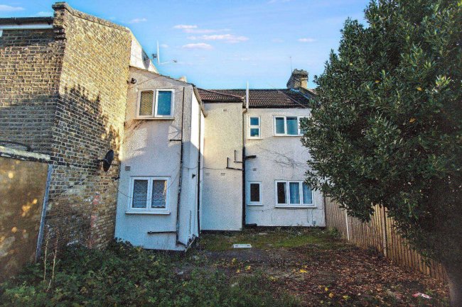 78A Stopford Road, London, E13 0LZ 2