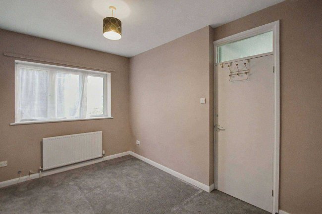 78A Stopford Road, London, E13 0LZ 2