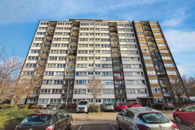 Flat 270, Haynes Park Court, Hornchurch, RM11 2DG 17
