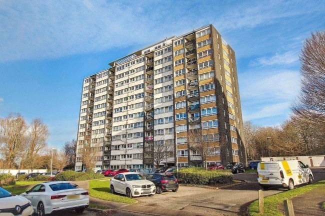 Flat 270, Haynes Park Court, Hornchurch, RM11 2DG 17
