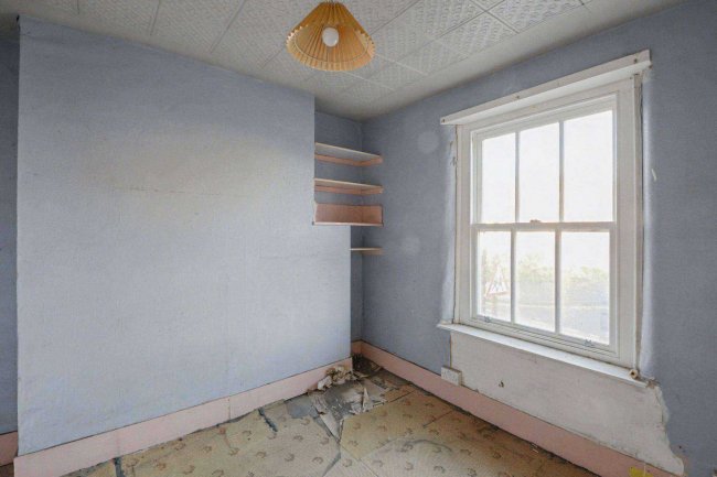 17 St Johns Road, Hemel Hempstead, Hertfordshire HP1 1QF 1