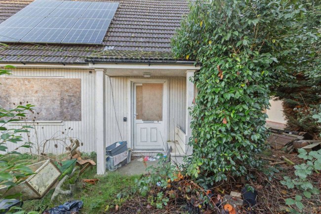 8 Kings Road, Maulden, Bedford  MK45 2DT 87