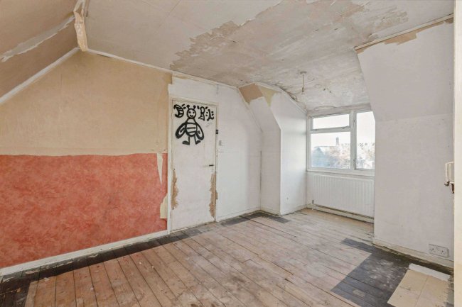 8 Kings Road, Maulden, Bedford  MK45 2DT 87