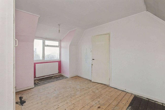 8 Kings Road, Maulden, Bedford  MK45 2DT 87