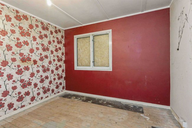 8 Kings Road, Maulden, Bedford  MK45 2DT 87