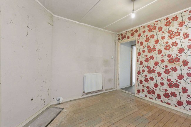 8 Kings Road, Maulden, Bedford  MK45 2DT 87