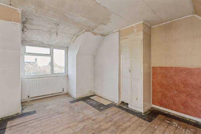 8 Kings Road, Maulden, Bedford  MK45 2DT 87