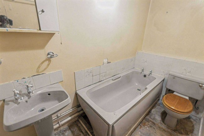 8 Marton Burn Road, Middlesbrough, TS4 2SW 20