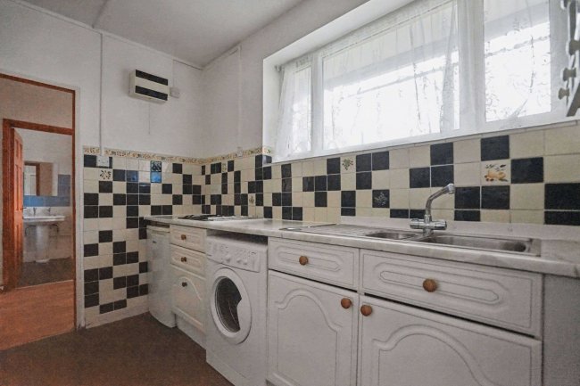 Flat 1 Rodmell, Regent Square, Bloomsbury, London, WC1H 8HX 24