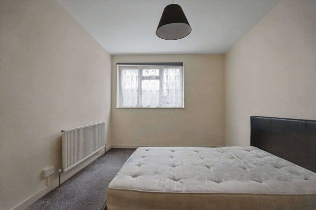 Flat 1 Rodmell, Regent Square, Bloomsbury, London, WC1H 8HX 24