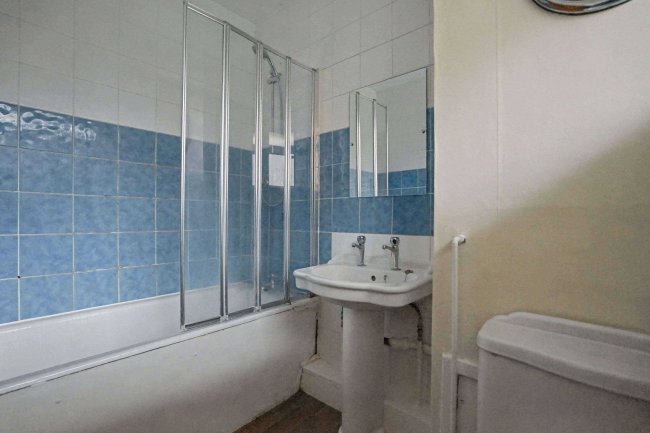 Flat 1 Rodmell, Regent Square, Bloomsbury, London, WC1H 8HX 24