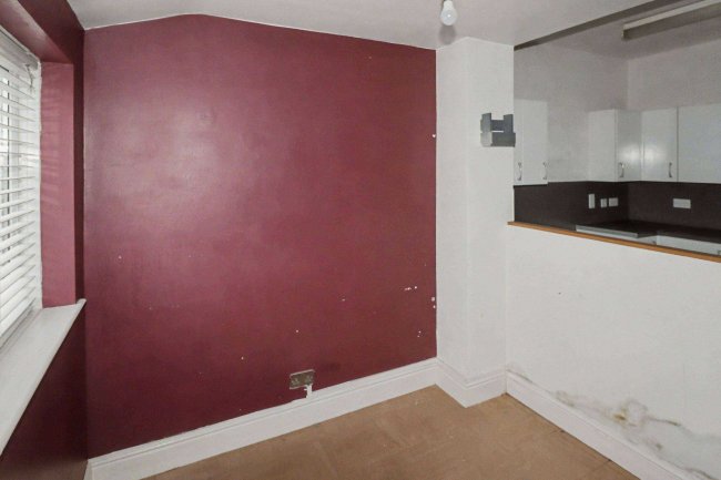 35 Mona Street, Slaithwaite, Huddersfield, West Yorkshire, HD7 5EJ 93